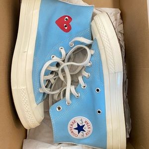 Baby Blue comme de garçons x converse play collab